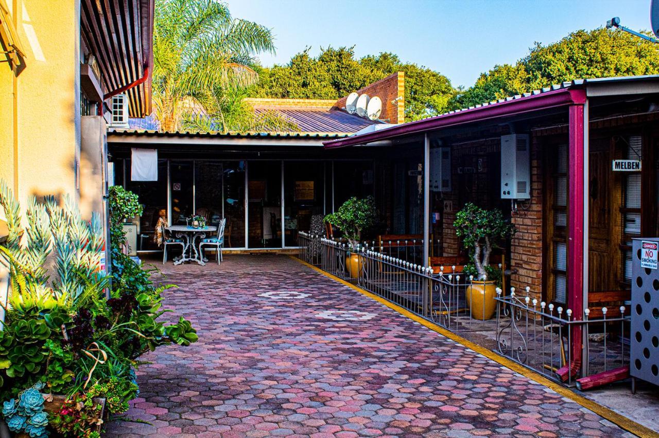 Barlin Guesthouse Randfontein ภายนอก รูปภาพ